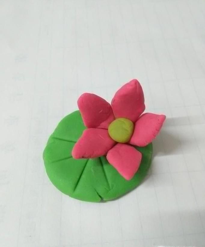 彩泥手工—荷花怎么做
