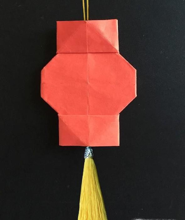 小灯笼的折叠方法
