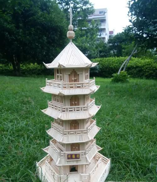 筷子制作的建筑物模型