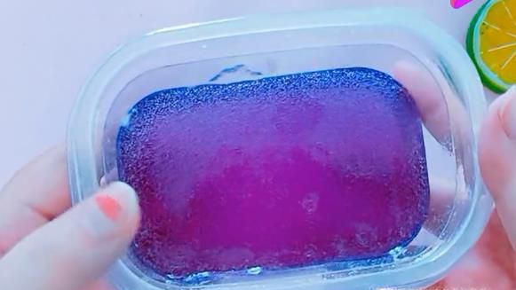 水晶泥怎样做成起泡胶