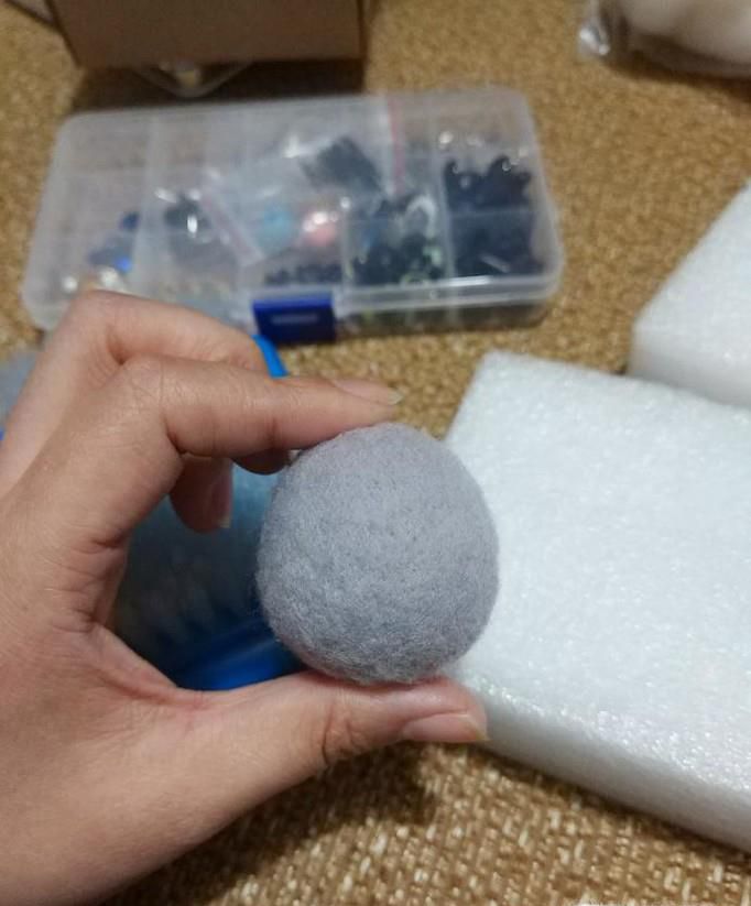 羊毛毡卡通鹦鹉制作方法