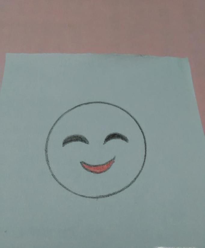 怎么画笑脸简笔画