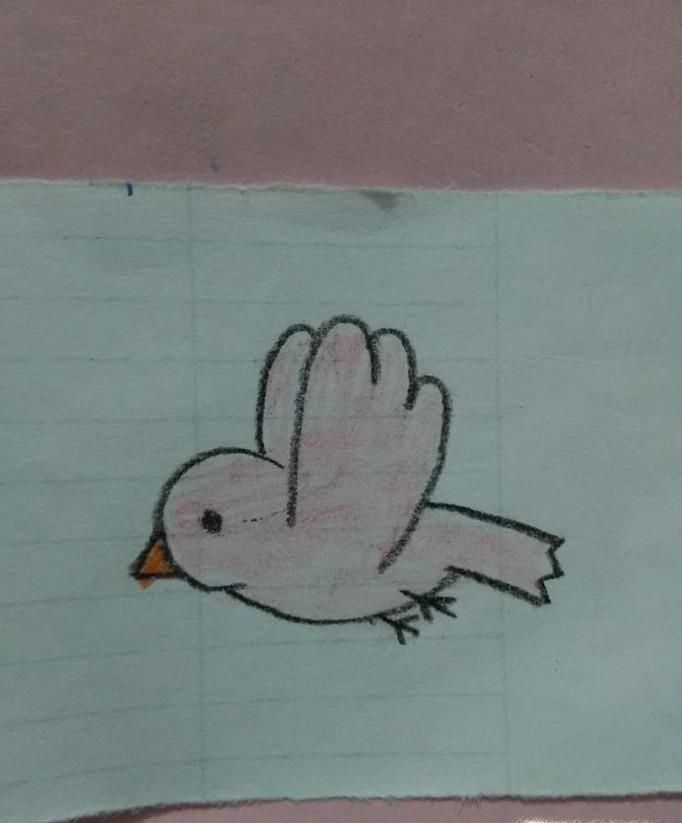如何画一个简单的飞翔的小鸟