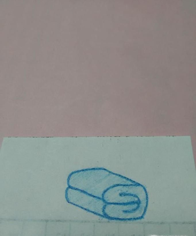 多妈简笔画叠起来的被子