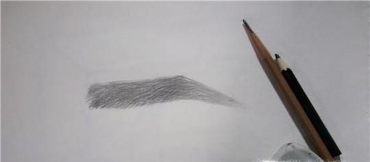 怎样快速在纸上画眉