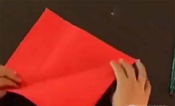 怎么自己剪窗花