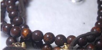 如何挑选一条好的玉化星月 玉化星月到底是什么