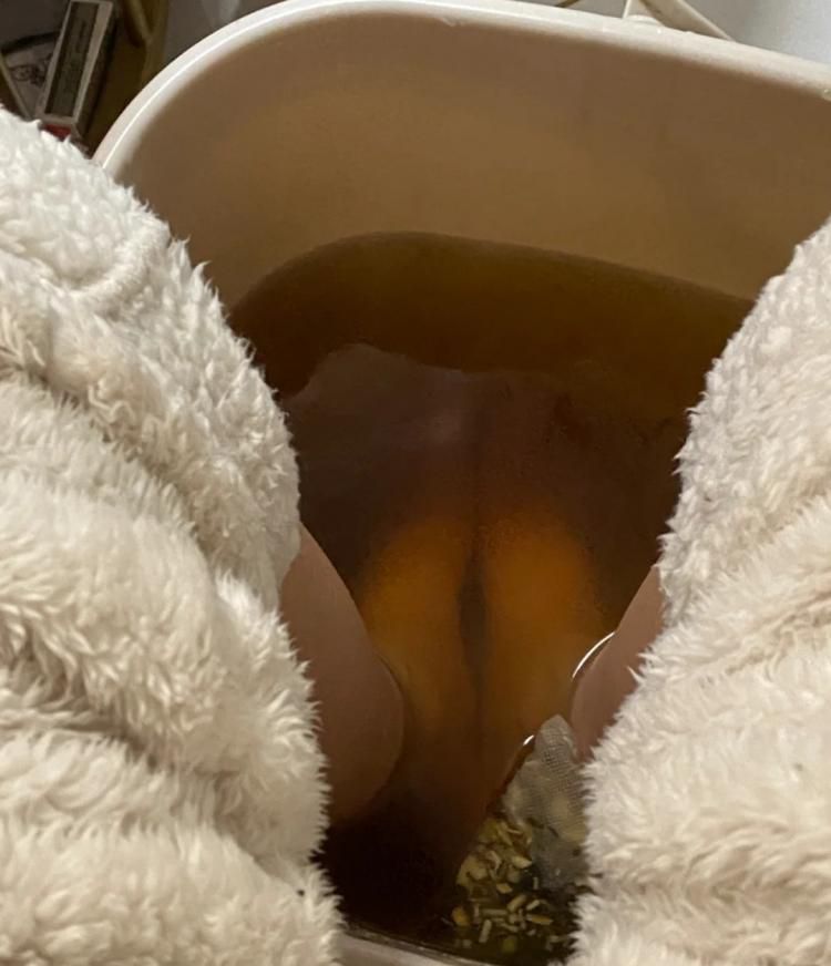 女孩子泡脚对于身体有什么好处？