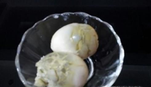 臭鸡蛋可以吃吗？臭鸡蛋有哪些危害？