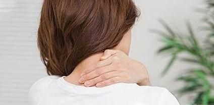 脖子落枕 快速解决