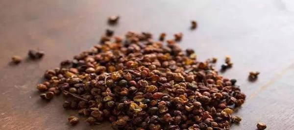 干花椒发霉了还可以使用吗