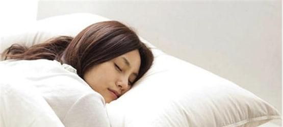 平时选择的枕头高点好还是低点好