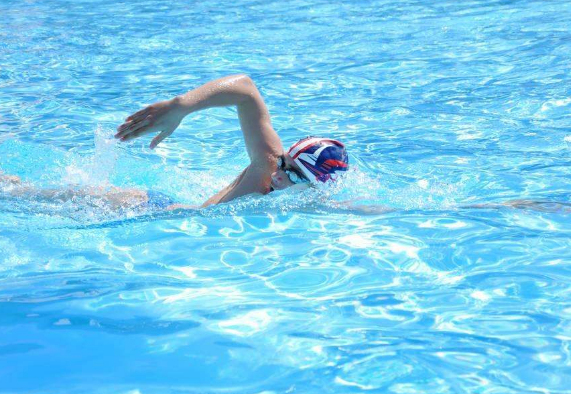 100米自由泳世界纪录是多少 100米自由泳吉尼斯记录
